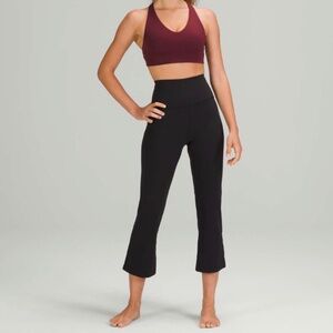 Lululemon Groove Super-High-Rise Crop 23" Size 8